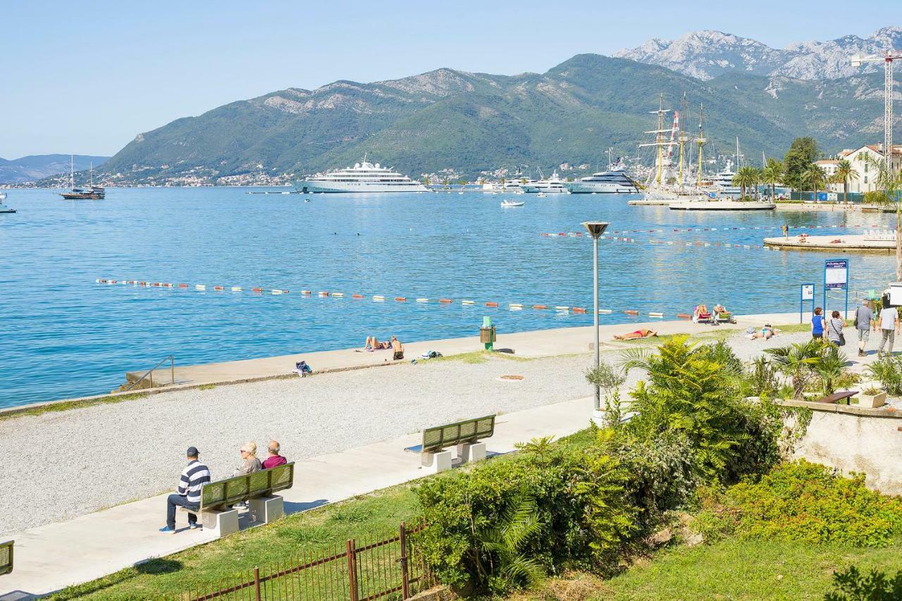 Apartments Isja Tivat Exteriör bild